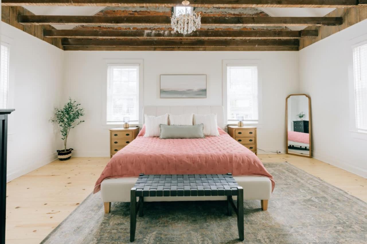 Newly Renovated Vintage Inspired Large 4 Bedroom Home Mount Joy Zewnętrze zdjęcie