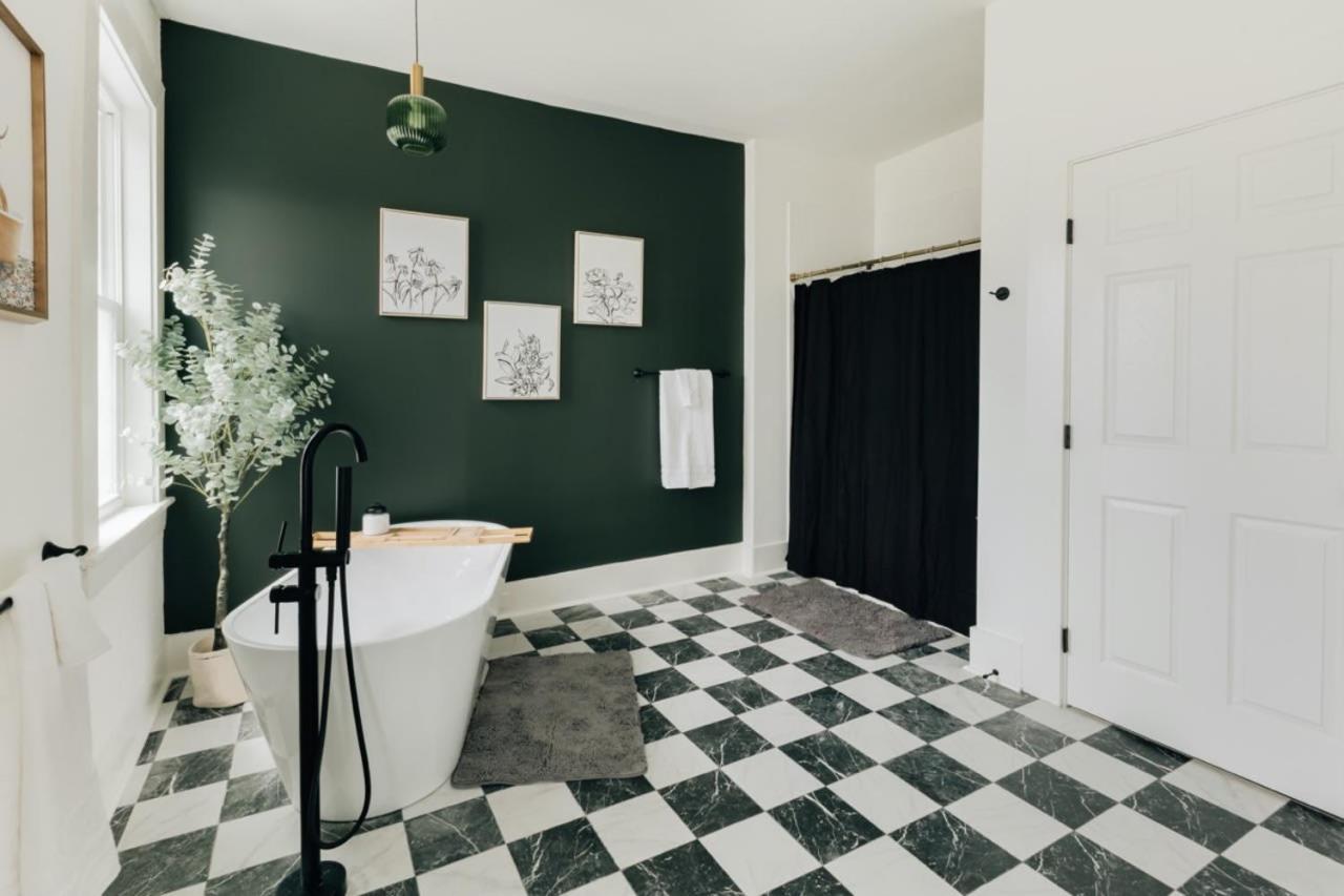 Newly Renovated Vintage Inspired Large 4 Bedroom Home Mount Joy Zewnętrze zdjęcie